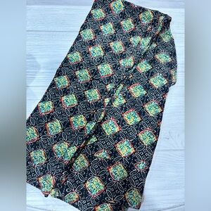 Colorful Geometric Patterned LuLaRoe Leggings